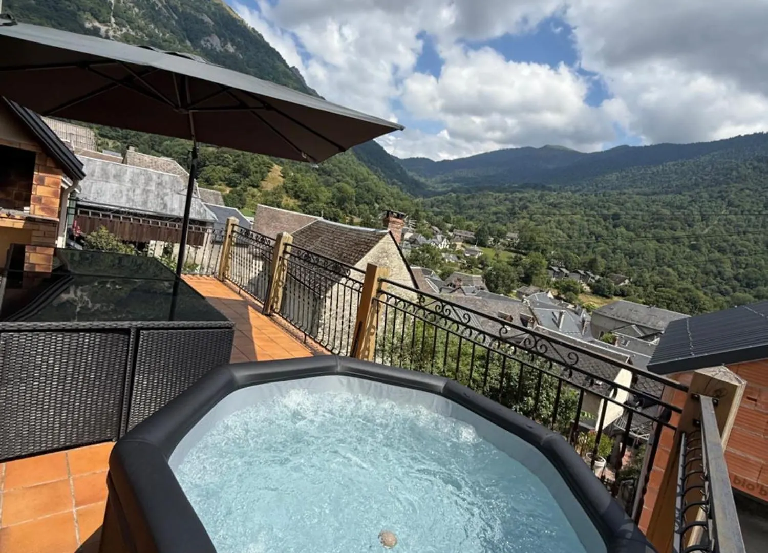 Casa vacanze Gite 15 Places Avec Jacuzzi A Boutx Le Mourtis Francia